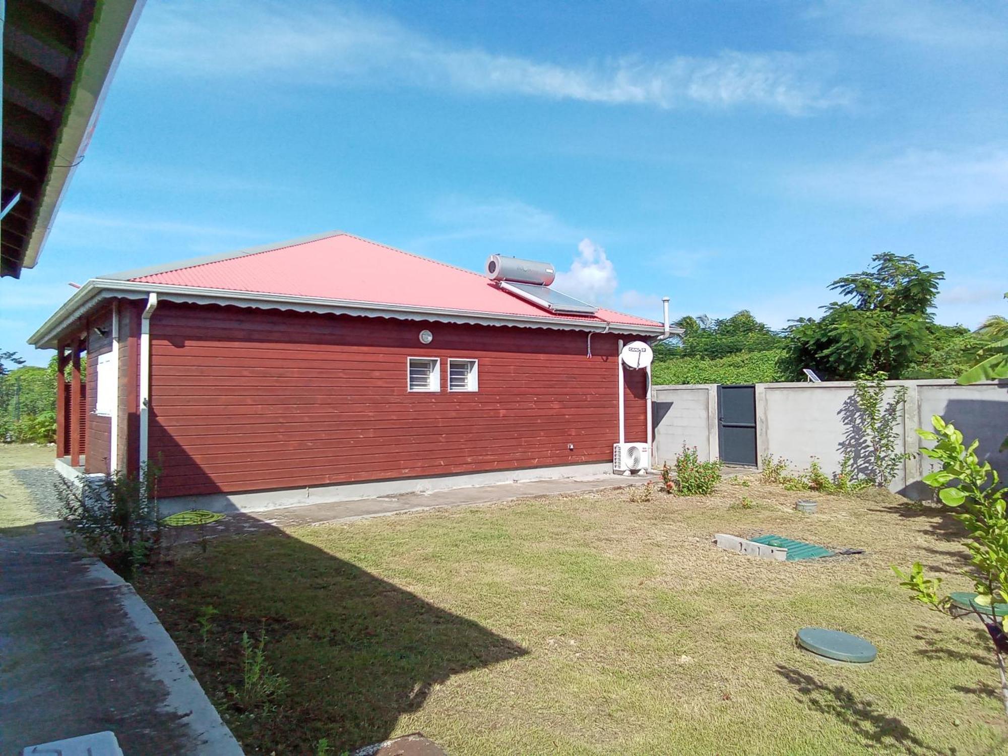 Villa Landreva Anse-Bertrand Exterior photo